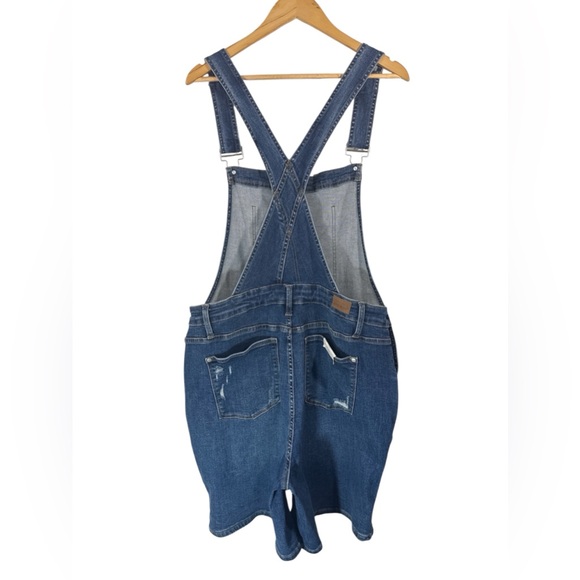 NWOT Judy Blue High Waist Destroyed Double Cuff Overall Denim Shorts Dark Wash - Picture 6 of 14